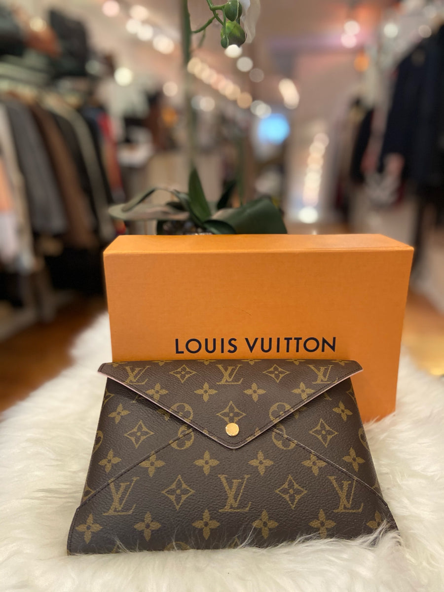 Louis Vuitton Monogram Giant By The Pool Large Kirigami Pochette Pink -  LVLENKA Luxury Consignment